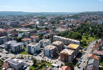 Remek lokációjú otthonok öltik fel végső formájukat az ötvenötezer lakosú nagyvárosban