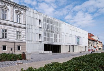 Újabb díjat kapott a bíboros köpenye ihlette múzeumépület