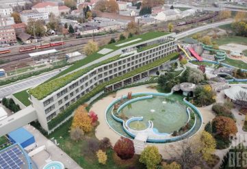 Négycsillagos szálloda épül a kaposvári fürdő mellett: kihirdették a nyertes kivitelezőt